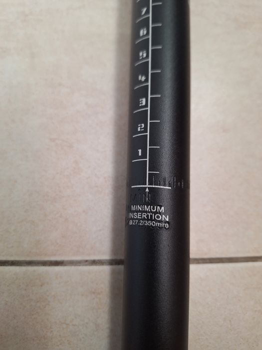 Sztyca amortyzowana do roweru.