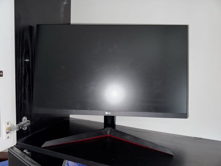 Монітор Lg 24см