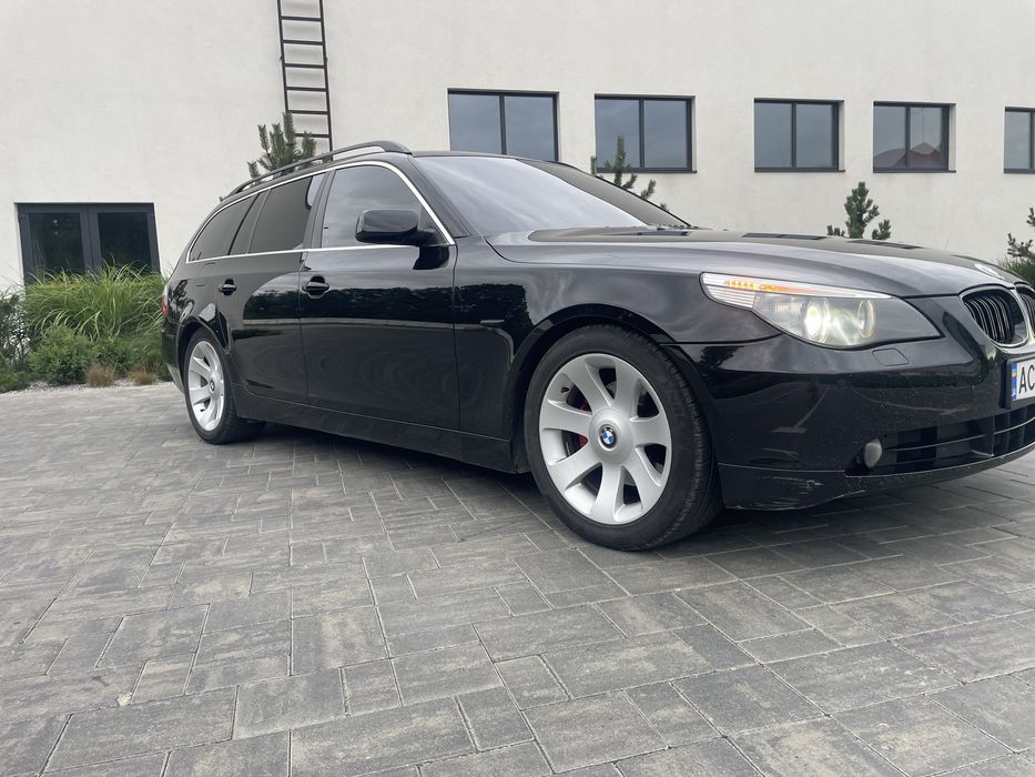 Продам  BMW e61 3.0