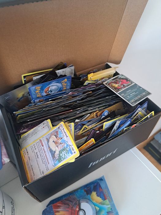 50 szt za 25 zl Karty pokemon różne losowo