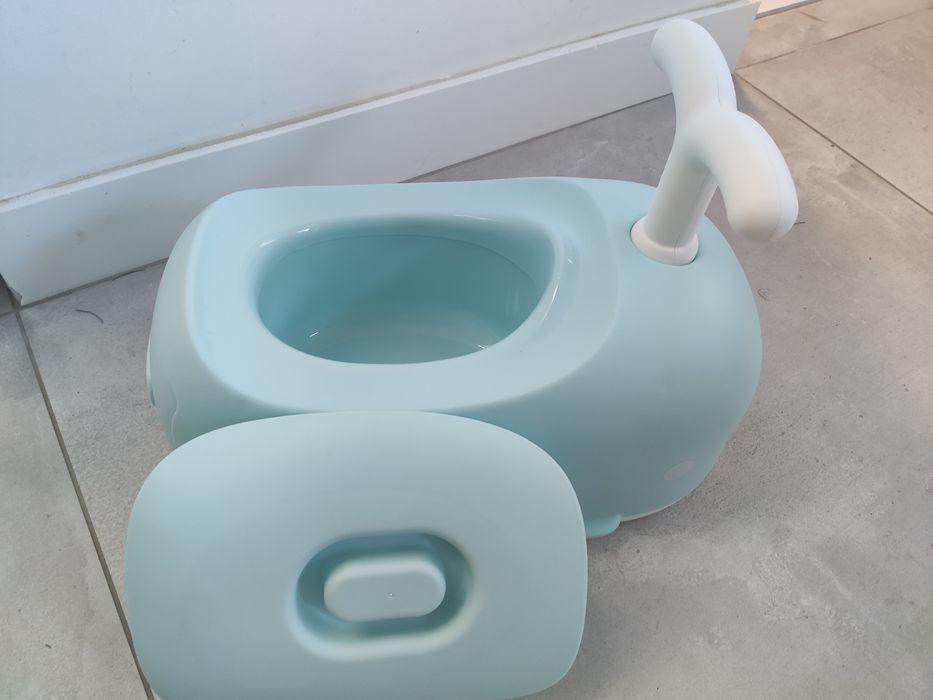 Bacio com formato de baleia