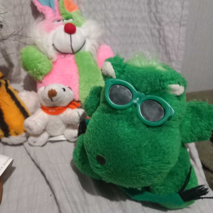 pluszaki rożne maskotki