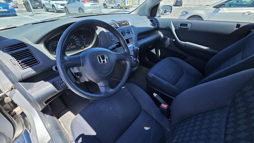 Honda Civic 1.4 poucos kms