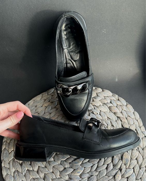 Лофери жіночі шкіряні , туфлі жіночі натуральна шкіра чорні