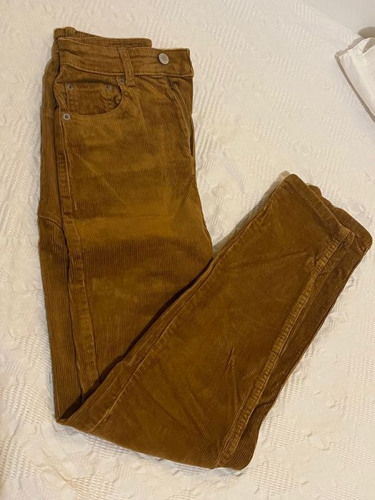 Calças de Bombazina