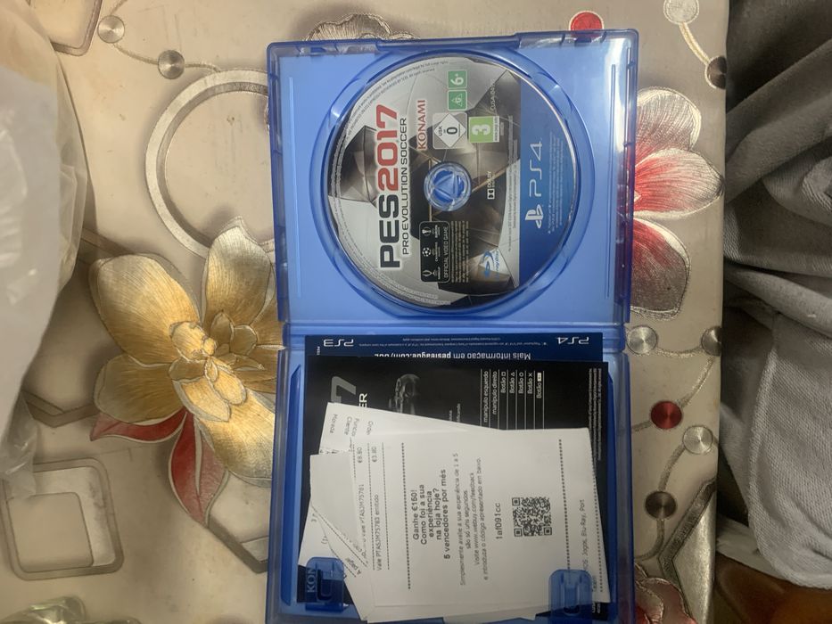 Vendo jogos Ps4