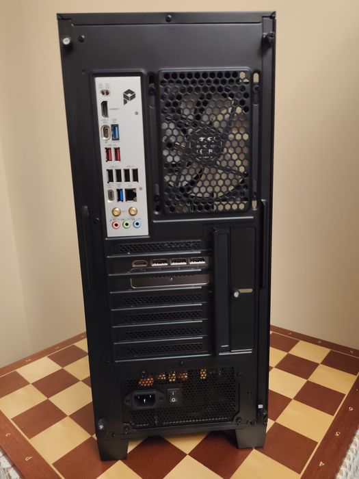Computador Torre Gaming MSI NVIDIA GeForce 5070 Blackwell Ventus 12GB