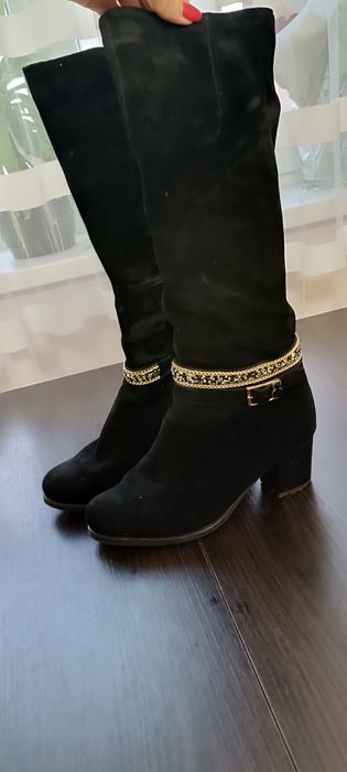 Замшові сапожки зимові