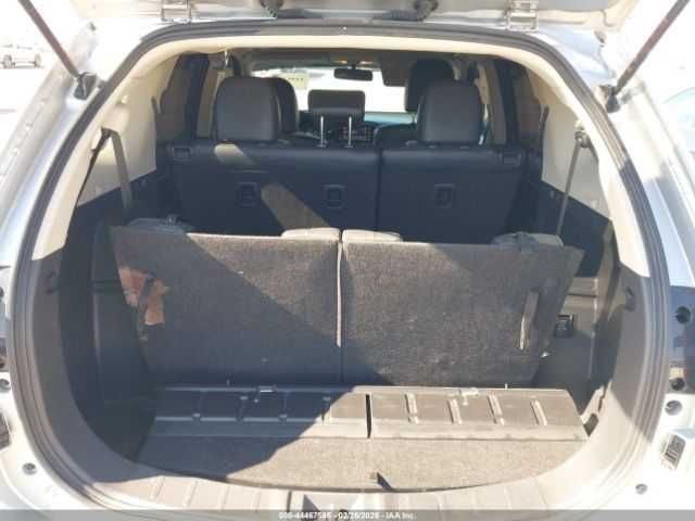 2019 Mitsubishi Outlander SE 2.4 Повний привід