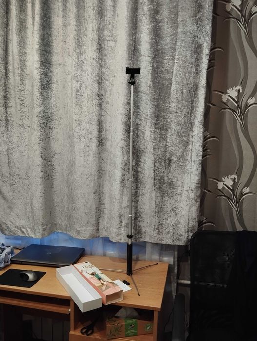 Продам новую селфи палку за 299 грн