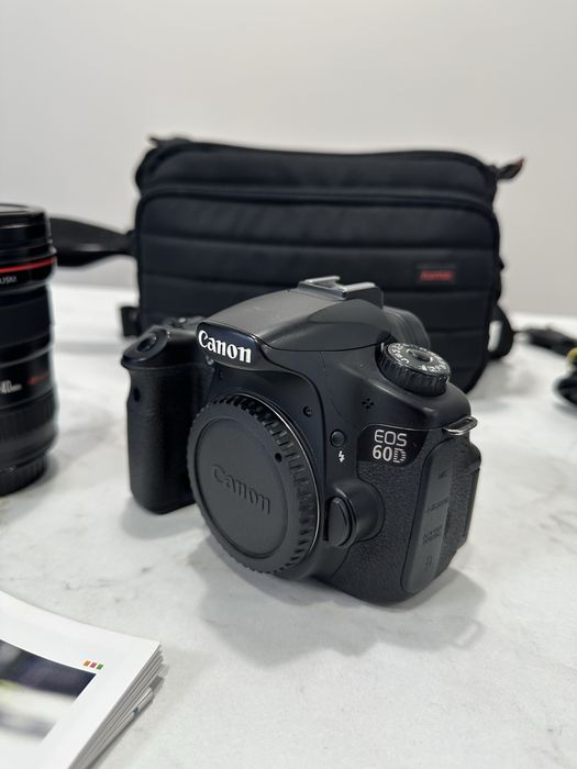 Cenon EOS 60D+Cenon Lens EF 17-40mm 1:4 L USM