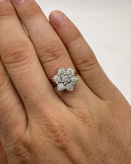 Złoty pierścionek z diamentami 0,50ct