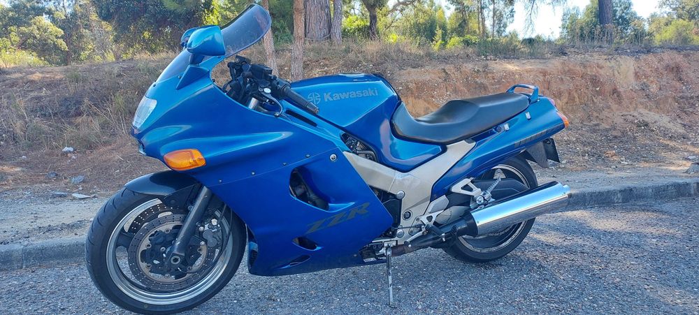 Kawasaki ZZR 1100 impecável com revisão feita