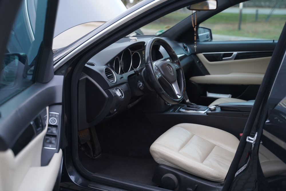 Mercedes Benz C220 Avangarde