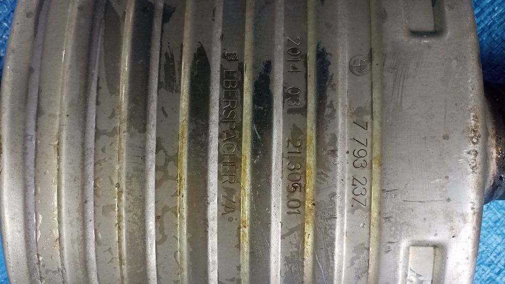 Глушник центральний BMW 3 E90 E91 2005-2012 р. 2.0 D