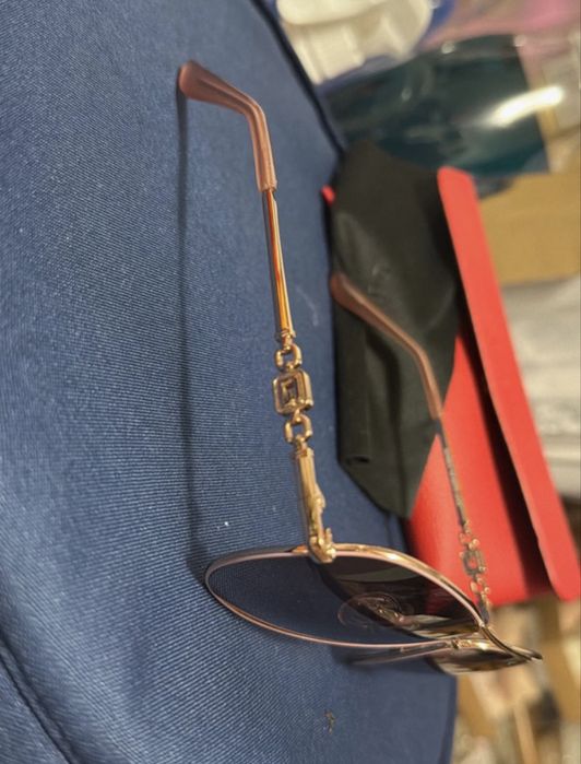 Oculos guess novos
