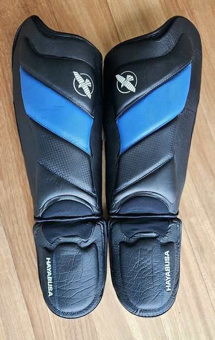 Caneleiras Hayabusa T3 (Tamanho M) - Azul/Preto - Como Novas