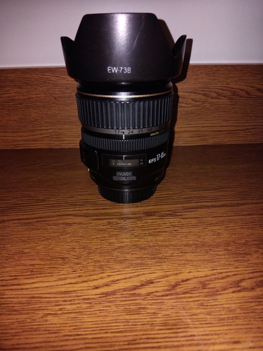 Canon 17-85 mm f4-5,6 IS  USM efs ultrasonic