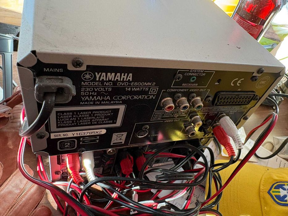 Zestaw Yamaha Amplituner DVD-E600MK2 RX-E600MK2 + głośniki