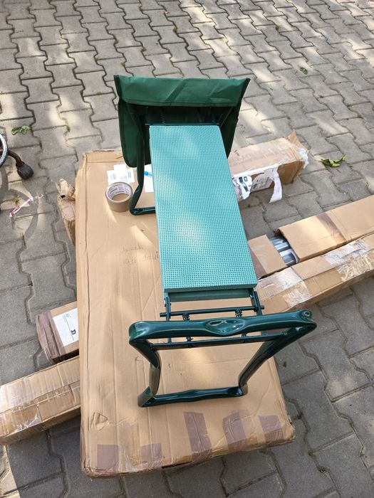 Przenośna ławka ogrodowa 2 w 1 z miękką podkładką piankową