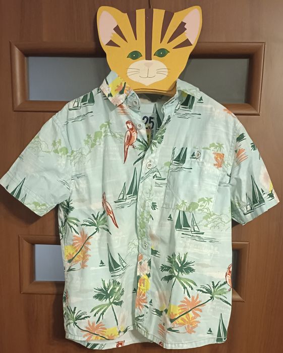 Hawajska koszula z krótkim rękawiem dla chłopca.