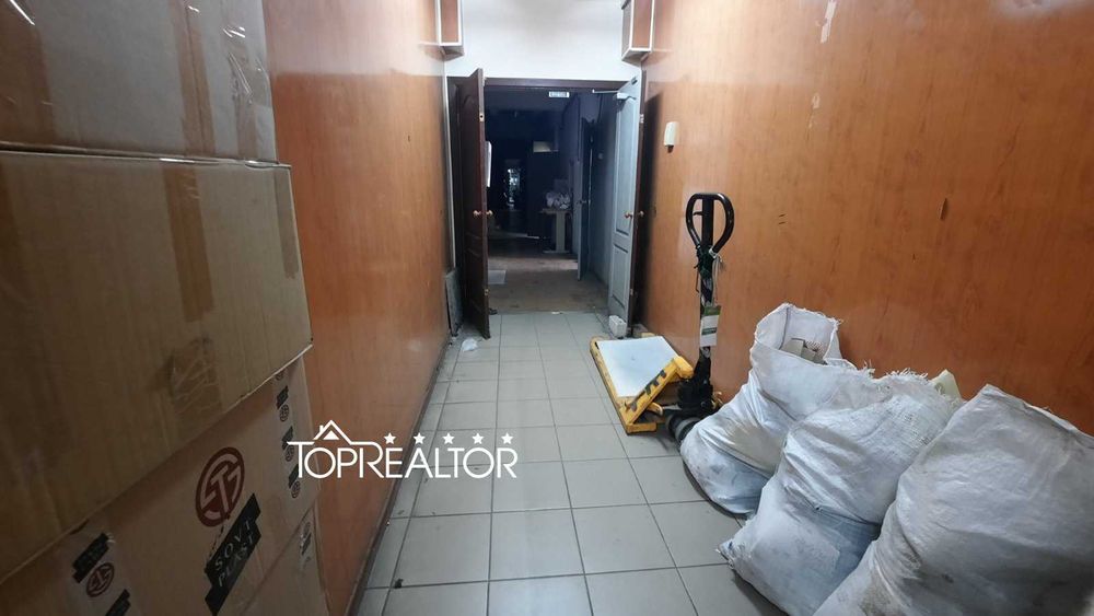 Продам нежитлове приміщення на вул. Киргизька 19. Немишлянський р-н