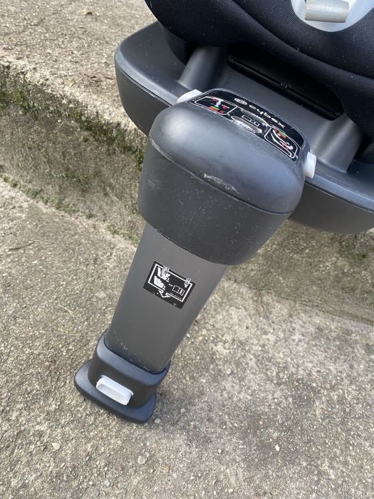Fotelik Cybex Sirona M2 I-size 0-18 kg + baza M