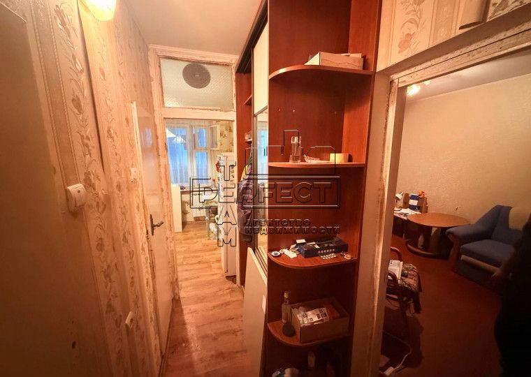 Продаж 1к квартири Милославська 3а / Милославская 3а