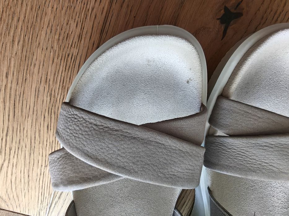 ECCO Flowt W Flat Nubuck Sandały na płaskiej podeszwie 38 Skóra naturalna Taupe Beż