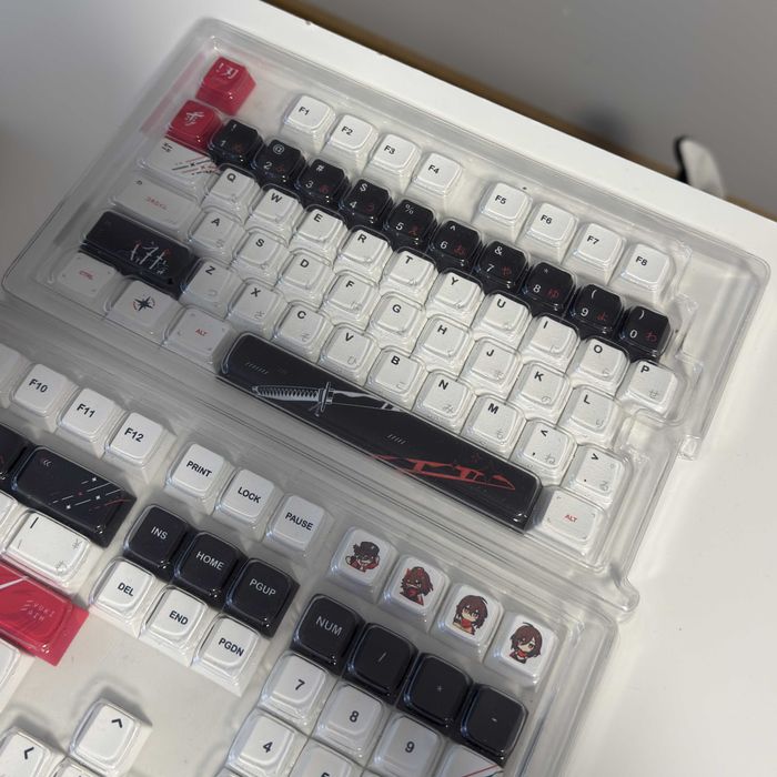 Keycapy Yuki Aim (Zestaw 104 szt.)