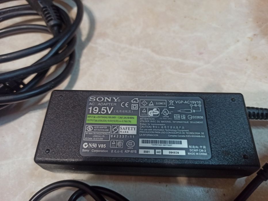 Блок питания sony vgp-ac19v10