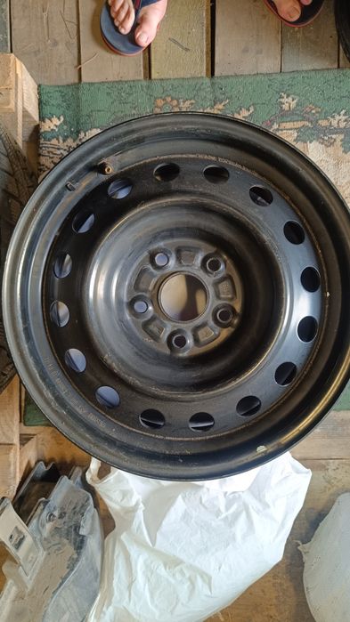 Продам диск на Сітроен, Пежо, Рено R 15