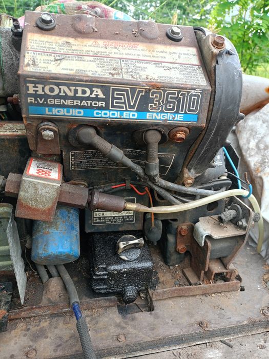 Silnik  honda GX360 12,2km 2cylindry od agregatu EV3610