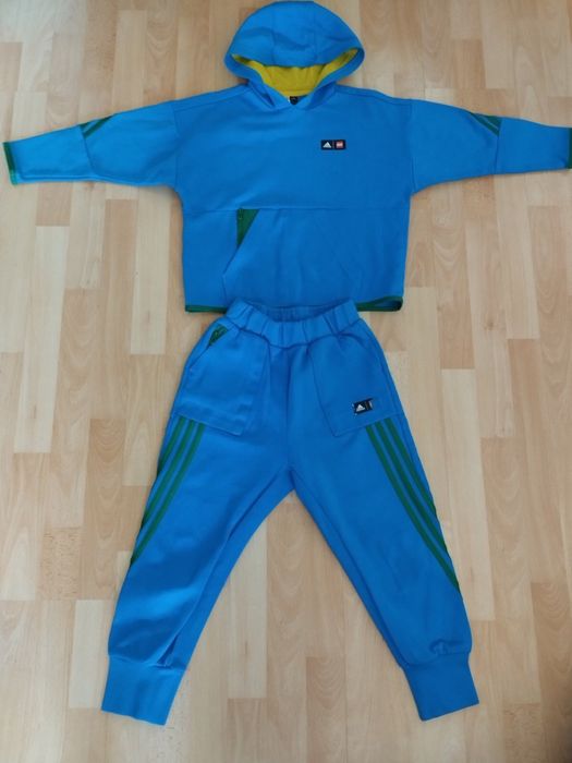 Продам детский костюм ADIDAS X CLASSIC LEGO