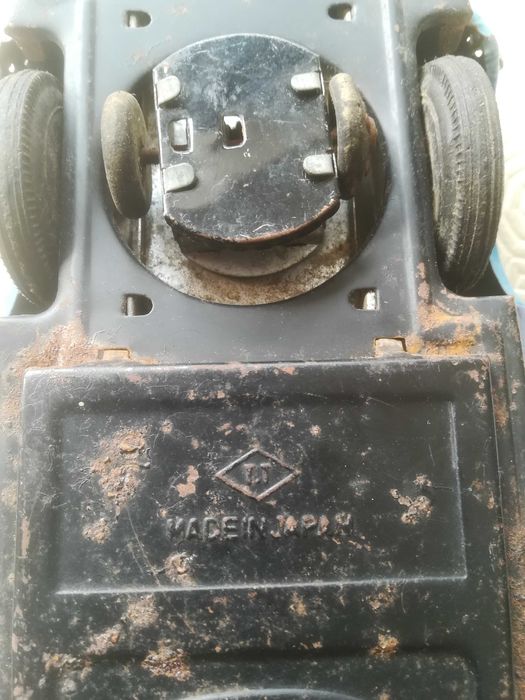 Jaguar em chapa Made in Japan