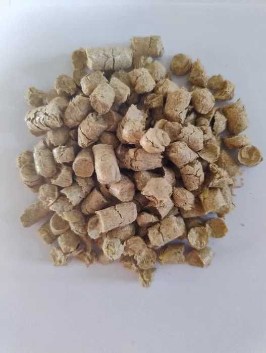 wysokokaloryczny pellet-łuska owsiana opałowy/ karma dla zwierząt