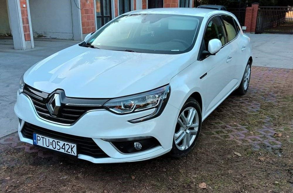 Renault Megane Do sprzedania fajne Renault Megane IV z 2019 roku z małym przebiegiem.