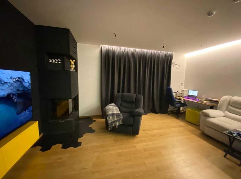 Продам Таунхаус на Пятихатках.