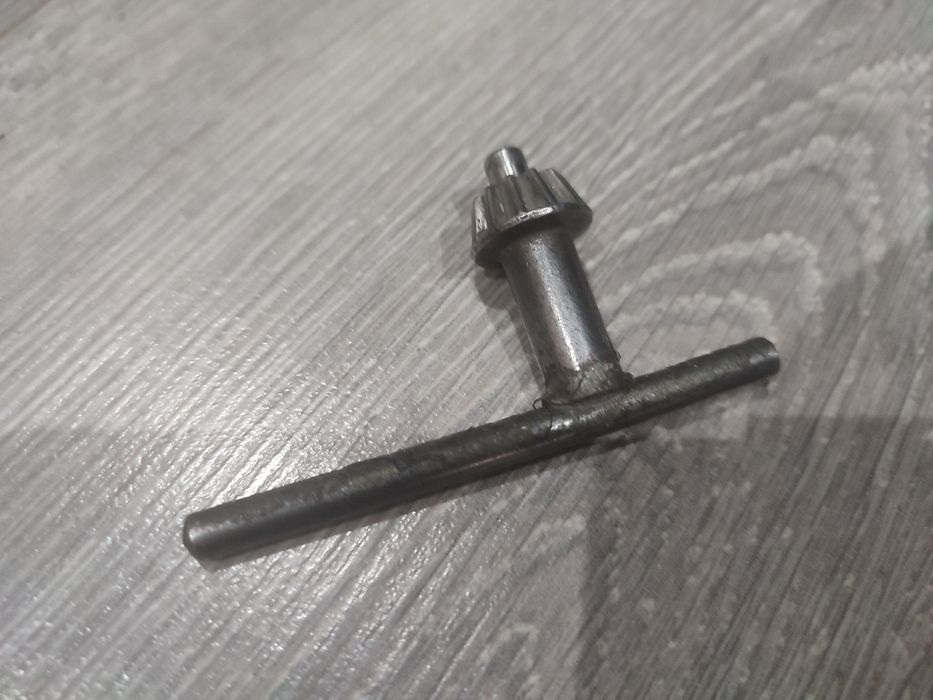 Ключ 12 гранний до патрона дрельки перфоратора