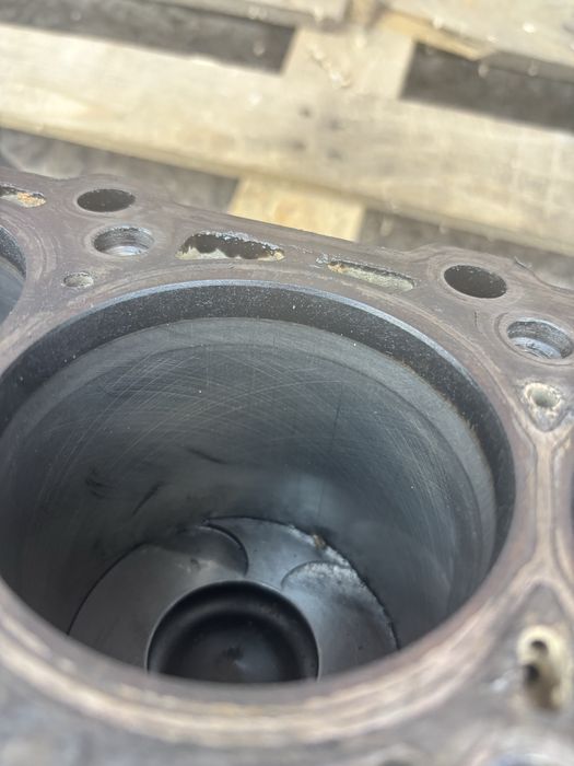Блок циліндрів в зборі Мерседес МЛ 2.7 W163 OM612  двигун блок мотор