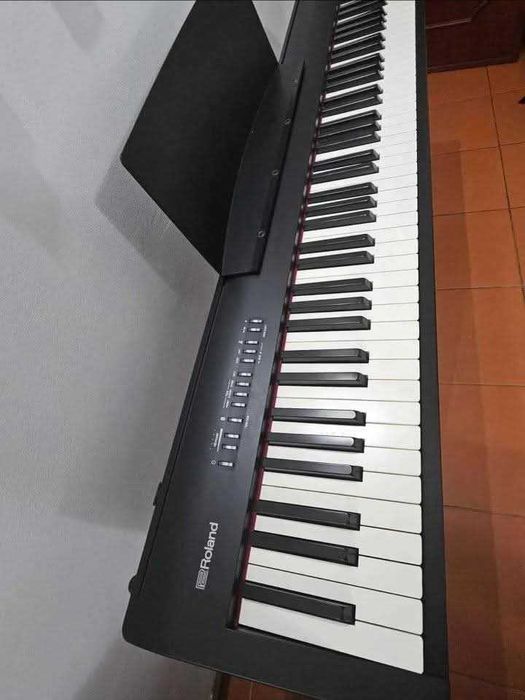 Piano Roland fp 30