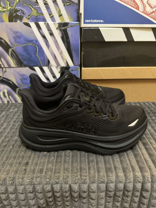 Чоловічі кросівки HOKA ONE ONE BONDI 9 41(26см) оригінал