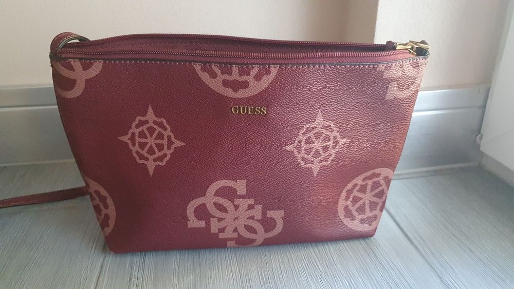 Duża torba shopper Guess