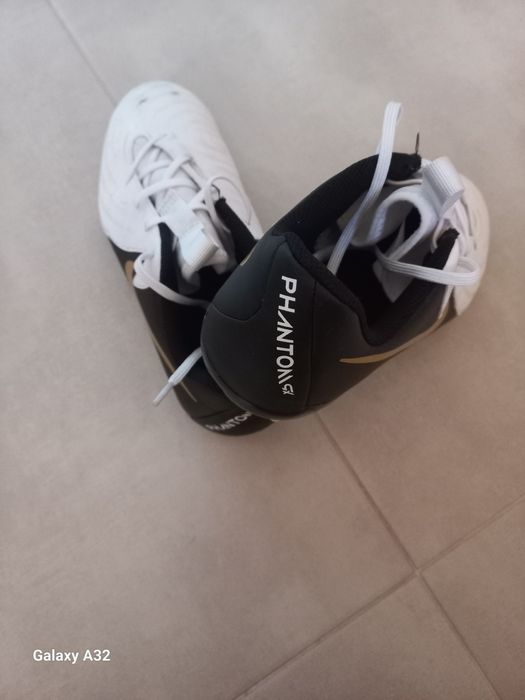 Chuteiras nike t.38.5