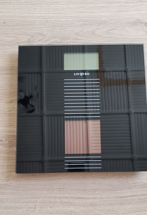 Waga łazienkowa solarna