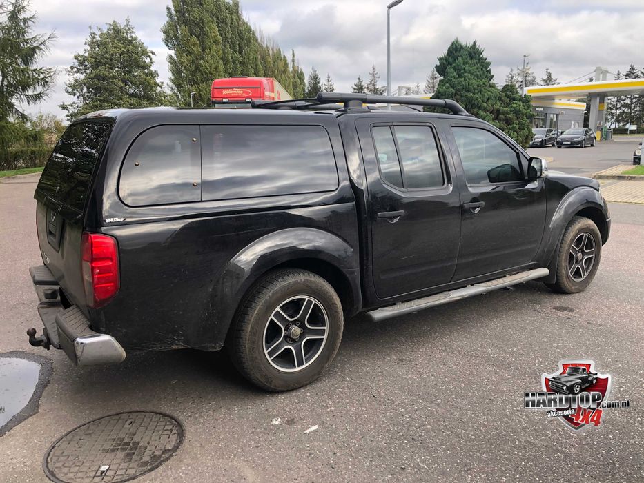 Zabudowa Paki Nissan Navara D40 SNUGTOP Hardtop Pick-Up