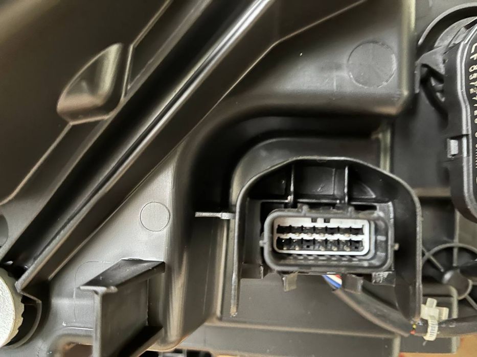 Фара Honda HR-V Європа 2022 2023 2024 2025