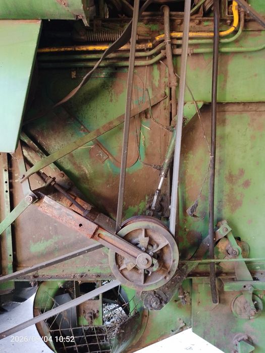 продам комбайн Джон дір 925