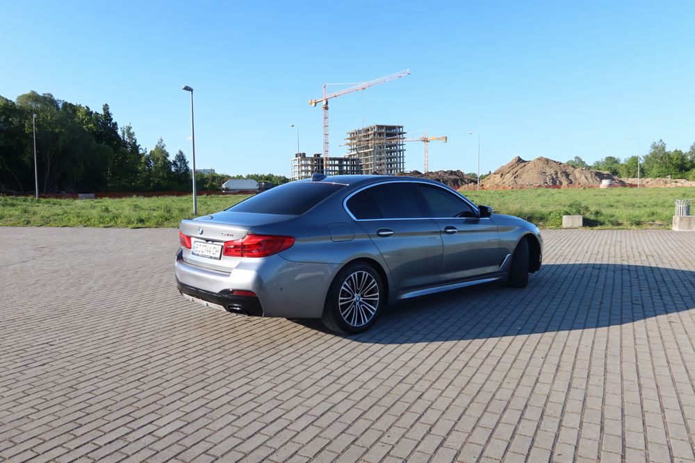 Продам - BMW 530i G30 M-пакет, задній привід, 252 к.с.
