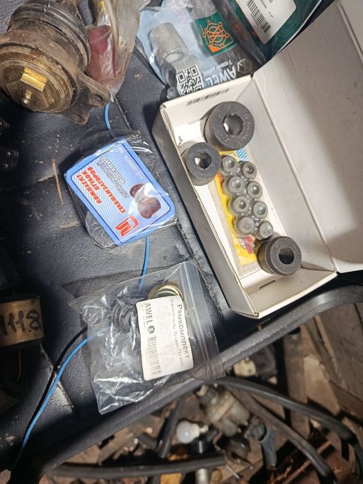 Продам сайлентблоки на москвич 412